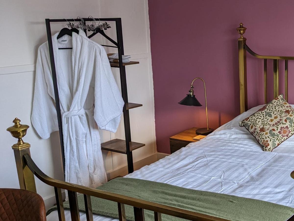 Bed and Breakfast Cowpers Oak Olney Exteriér fotografie