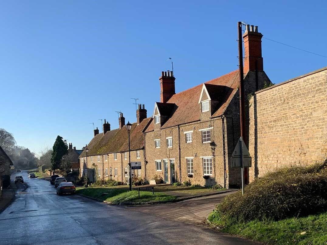 Bed and Breakfast Cowpers Oak Olney Exteriér fotografie